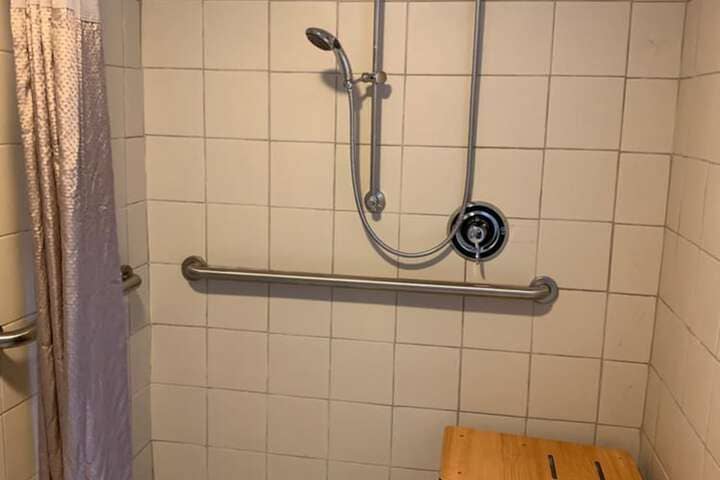 Room 20 of 38